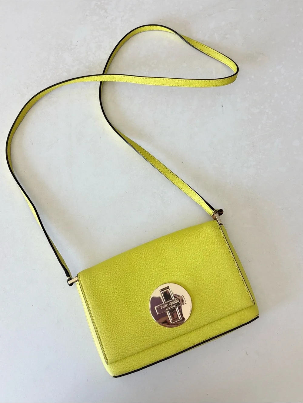 Kate Spade Sally Yellow Cow Leather Turnlock Cossbody Bag Purse 7.5”x5”